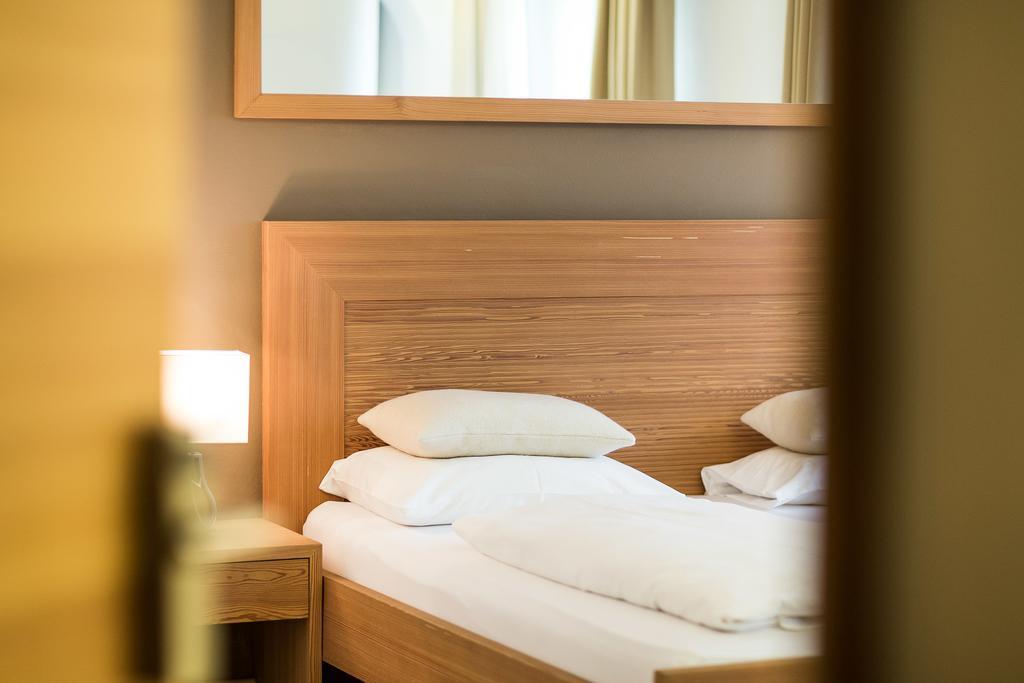 Boutique Hotel Zum Rosenbaum Nalles Extérieur photo
